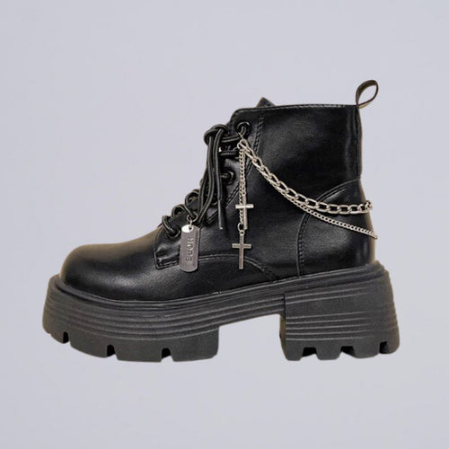 A Must Have Staple Combat Boots - Women's 0 Bobo's House US 5 | EU 35 