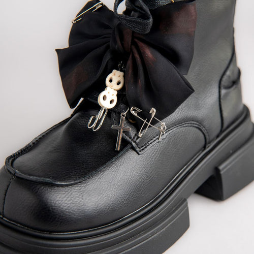 Spooky but Cute Charming Bow Chunky Boots - Women's Bobo's House US 5 | EU 35 