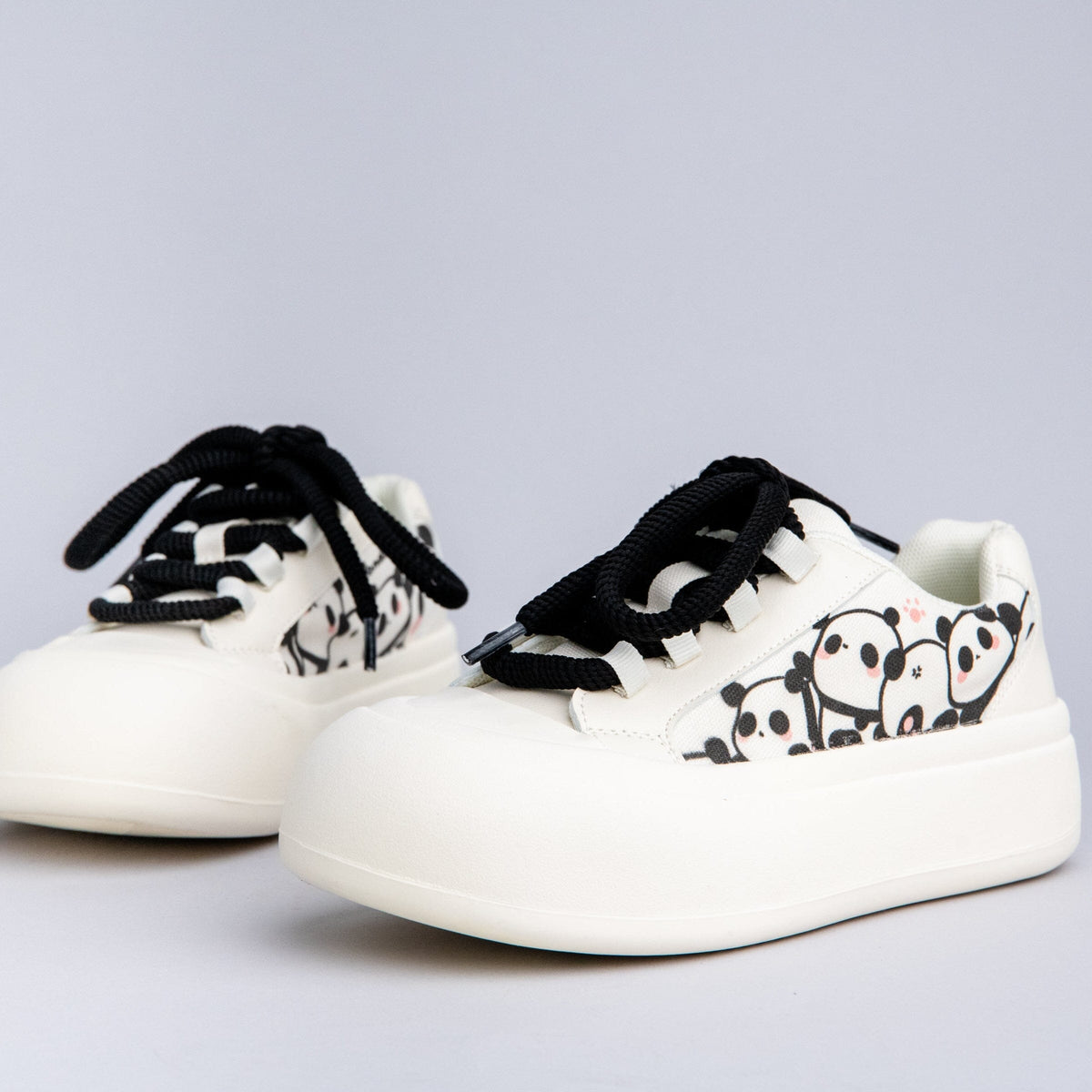 Ultra Chunky Sole Panda Casual Sneakers - Women&#39;s Bobo&#39;s House 