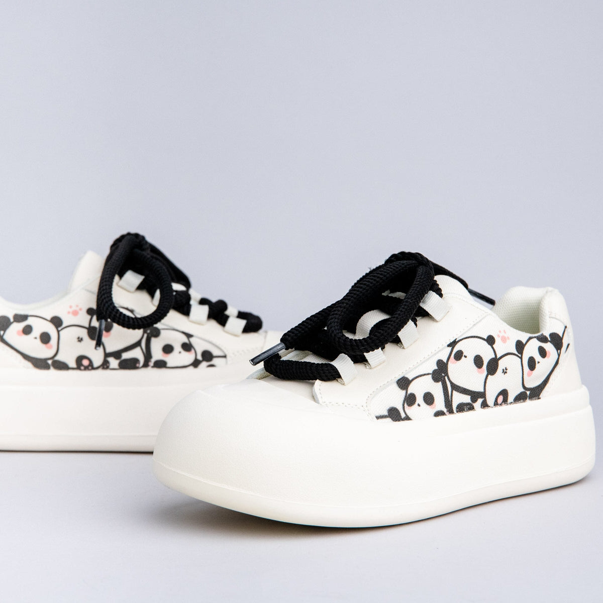 Ultra Chunky Sole Panda Casual Sneakers - Women&#39;s Bobo&#39;s House 