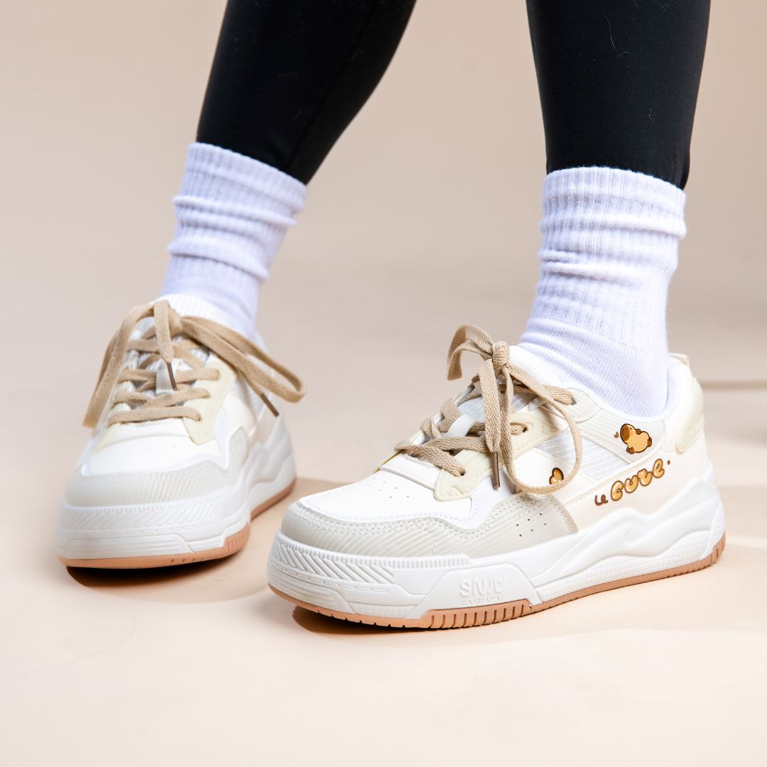 Ultra Cute Capybara White Sneakers - Women&#39;s Bobo&#39;s House 